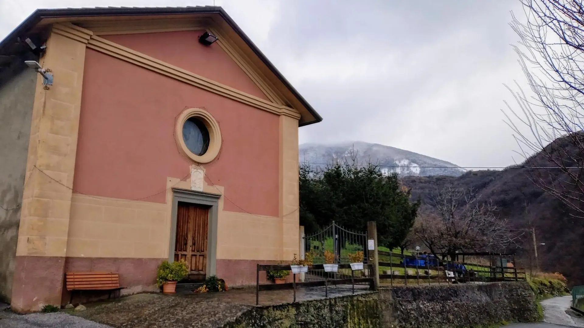 Maurizio Nel Borgo Medievale Tavernelle  0*, Tavernelle (Massa-Carrara) Italy